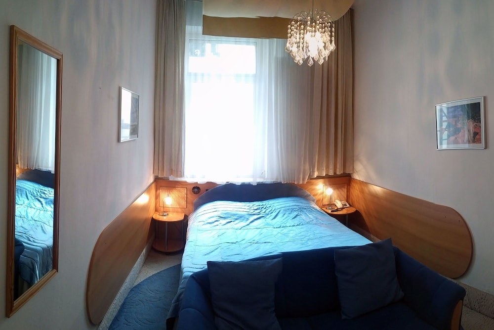 Apartment, 2 Bedrooms, Kitchen photo 2