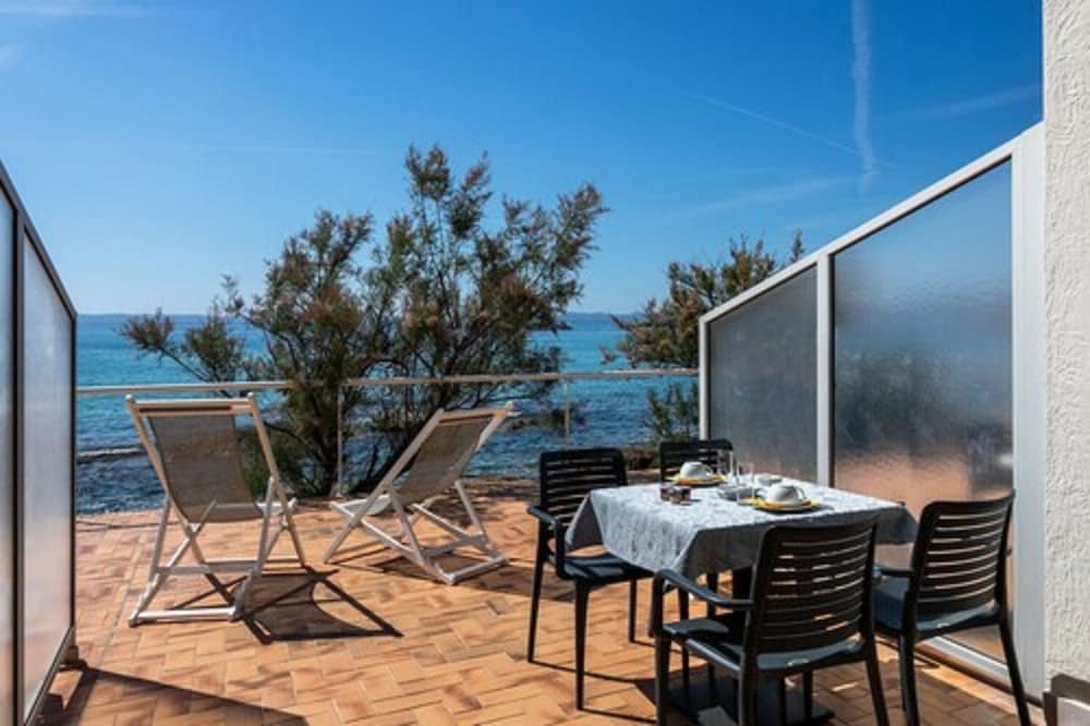 Family Room, Terrace, Sea View photo 1