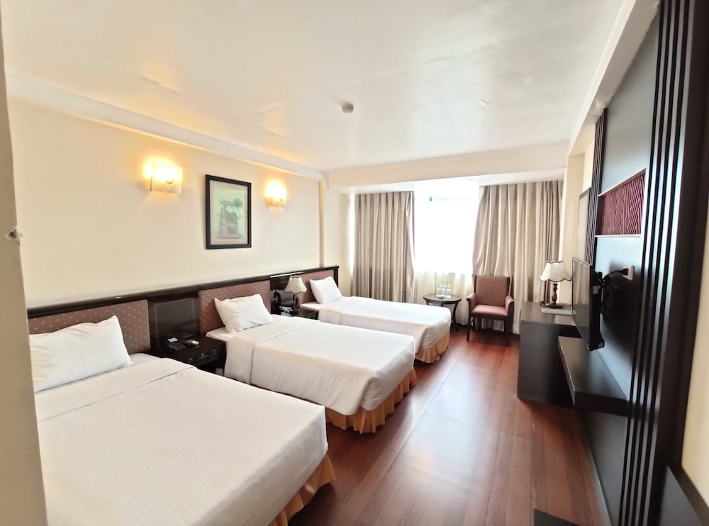 Deluxe Triple Room photo 2