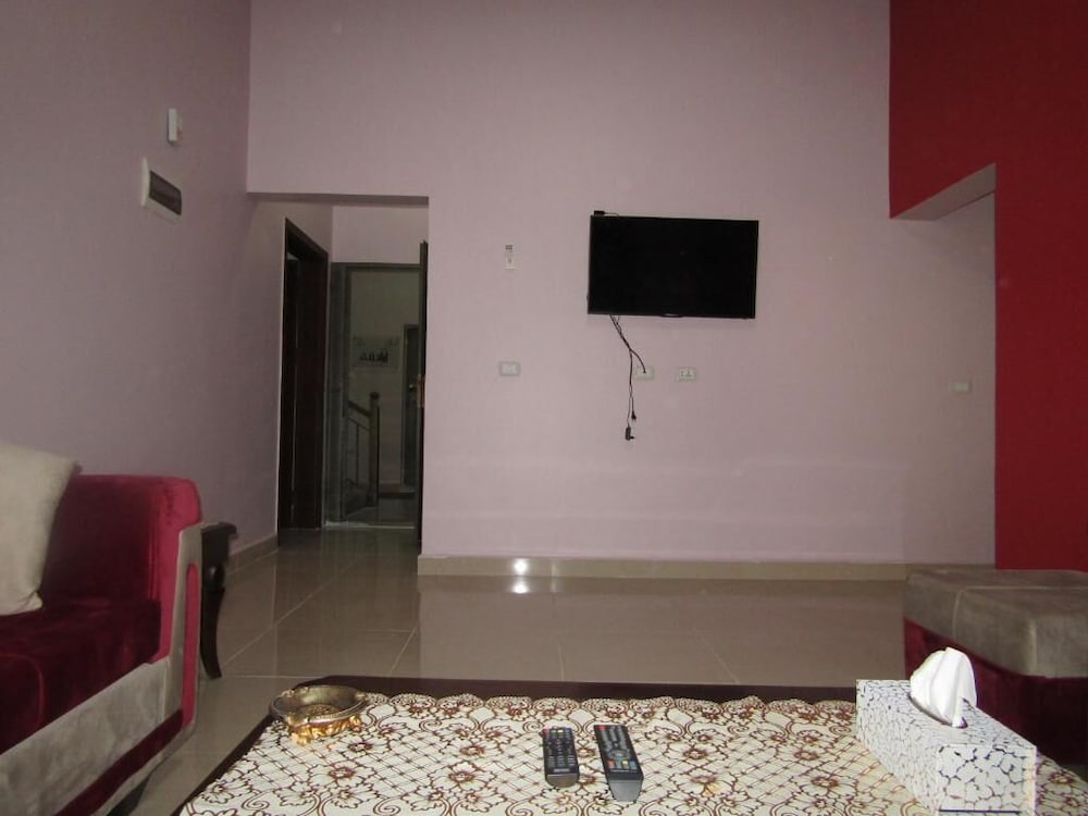 Deluxe Apartment photo 3