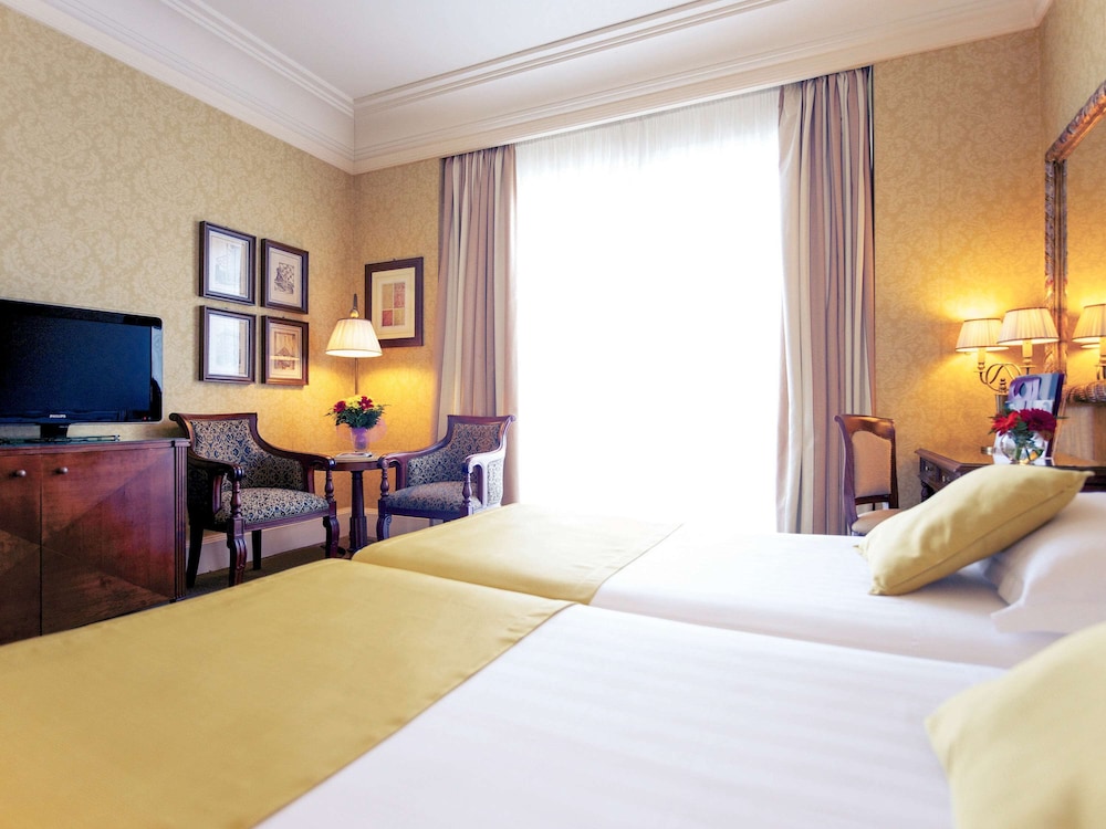 Standard Twin Room, Multiple Beds, View