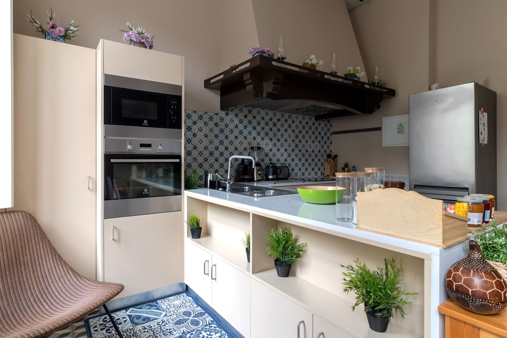 Studio, Kitchenette photo 3