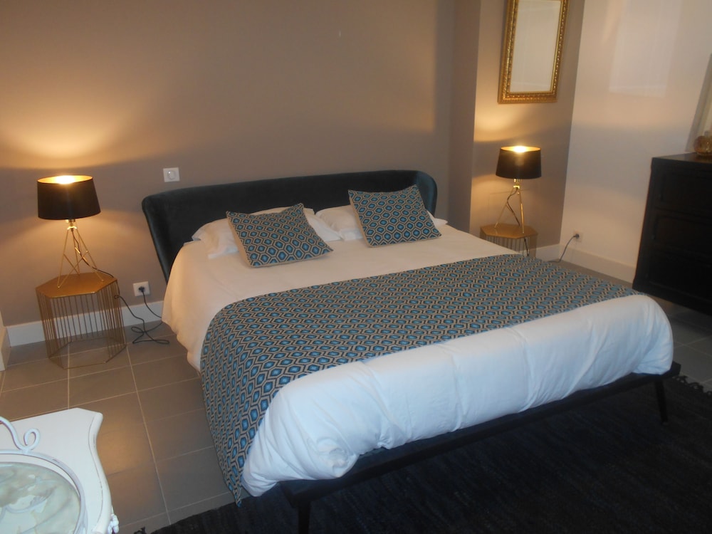 Comfort Suite, Garden View (Fleur Bleue) photo 1