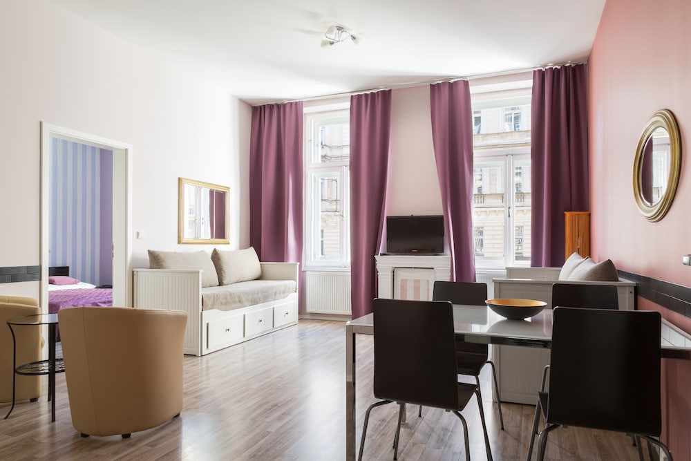 Family Apartment - Photo 1