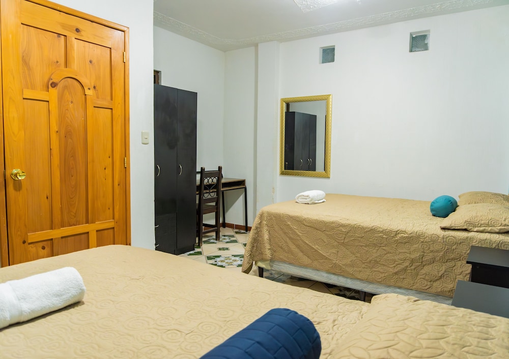Classic Apartment photo 3