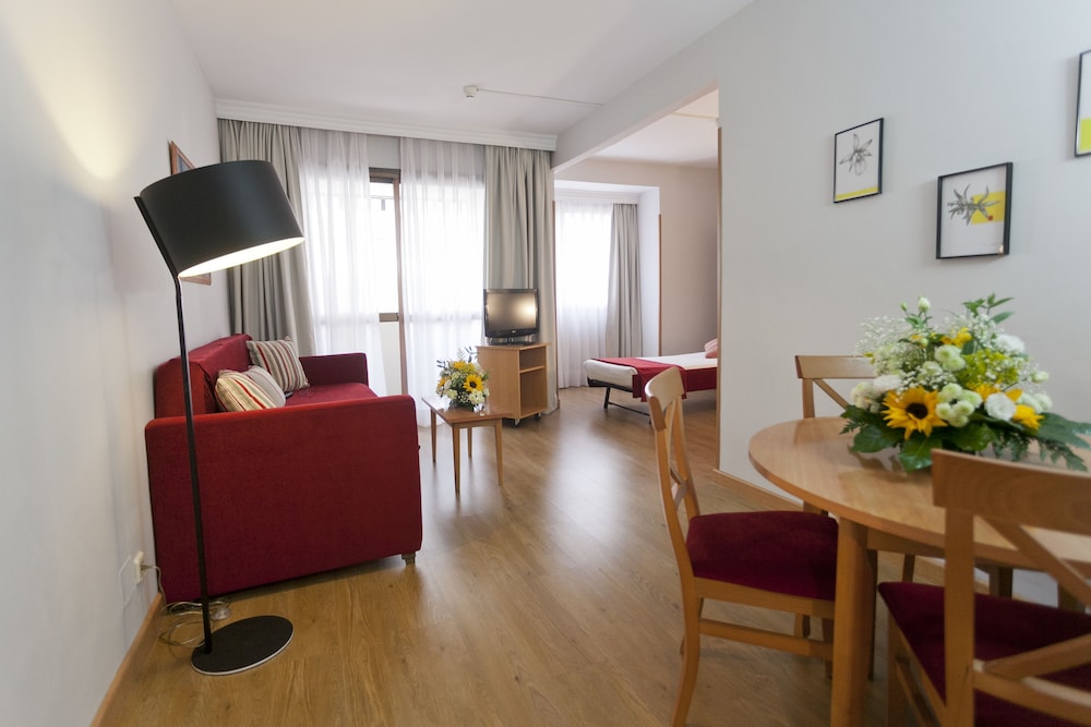Family Apartment (3adults + 2children // 4adults+1child)