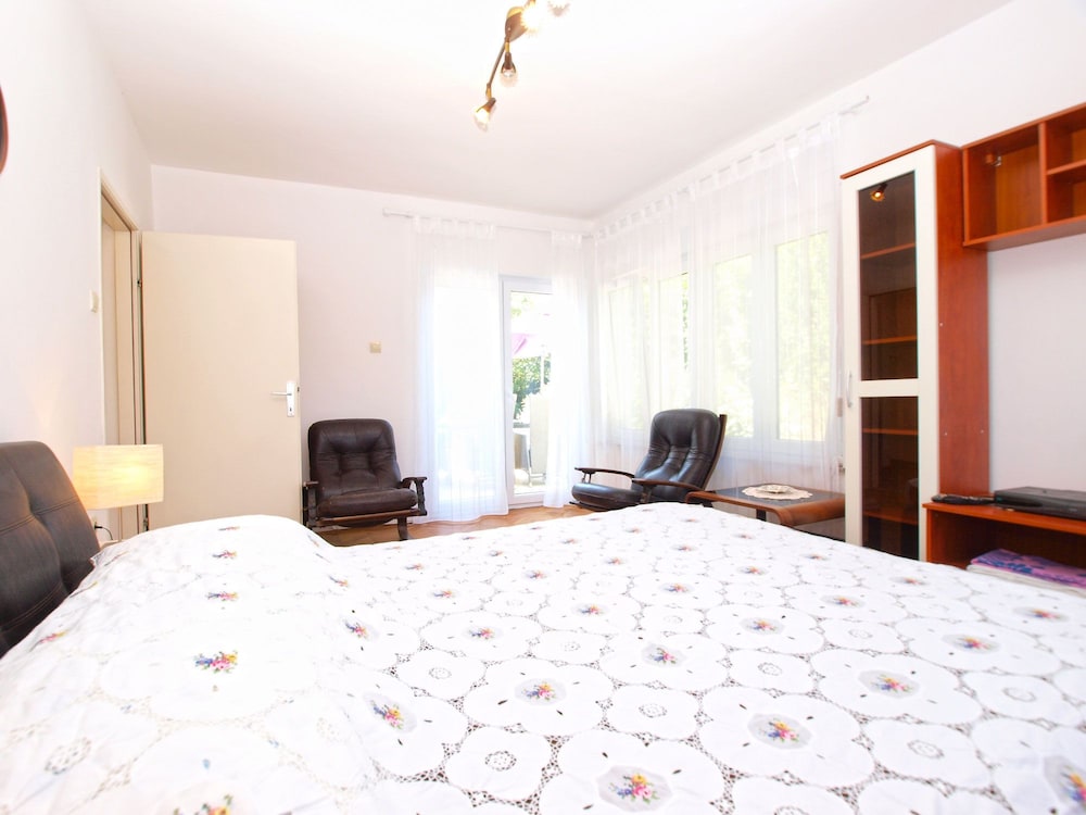 Standard House, 2 Bedrooms (0298)