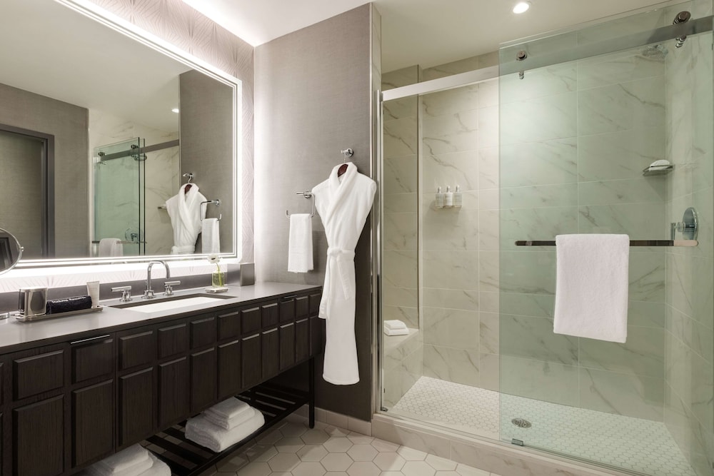 Suite, 1 Bedroom (Hearing) - Photo 4