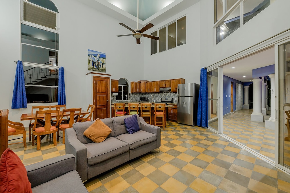 Family House, 3 Bedrooms, Courtyard View photo 3