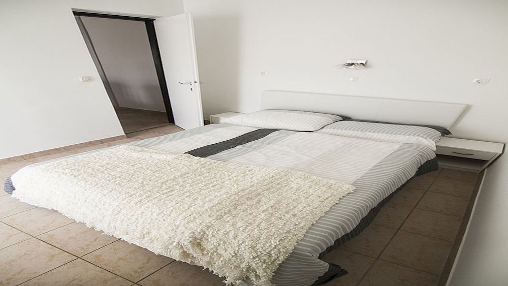 Apartment, 3 Bedrooms (Mona 8) photo 2