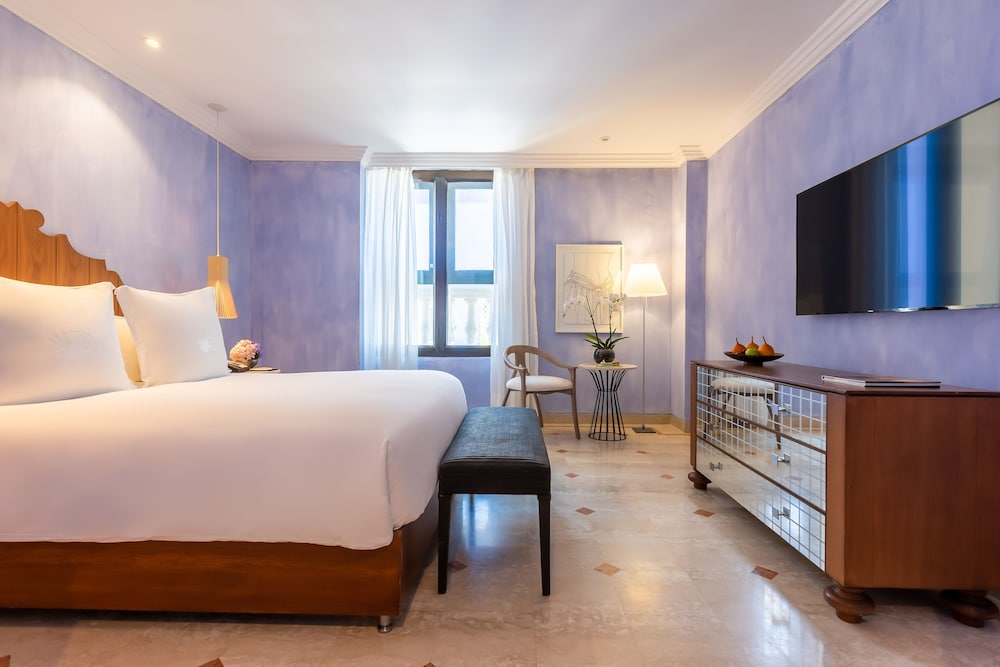 Classic Room, Courtyard View - Photo 4