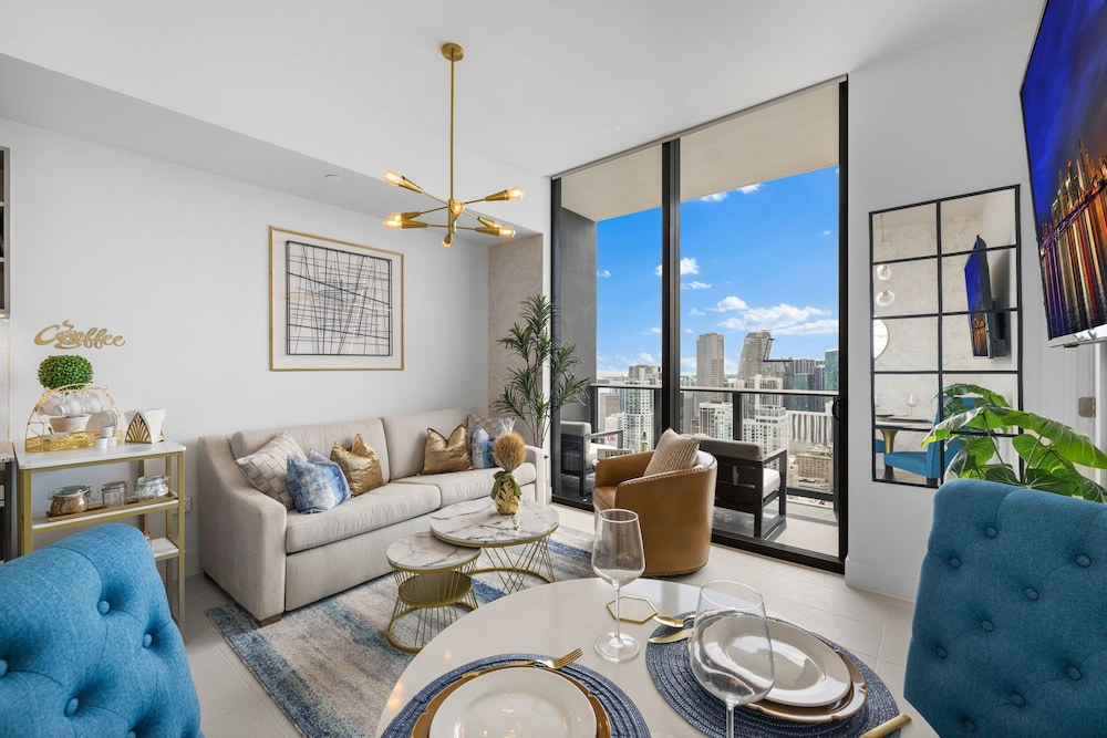 Luxury Apartment, City View photo 1