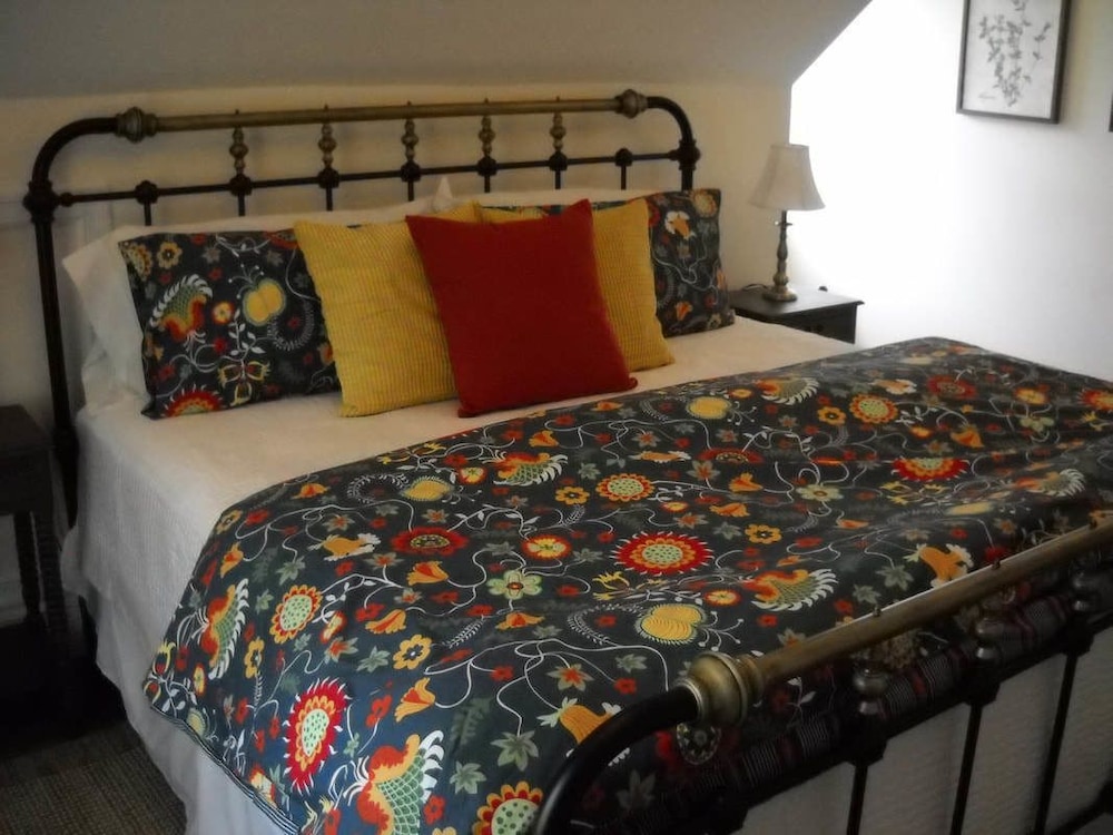 Classic Room, 1 King Bed (Bay Shore Room) photo 3