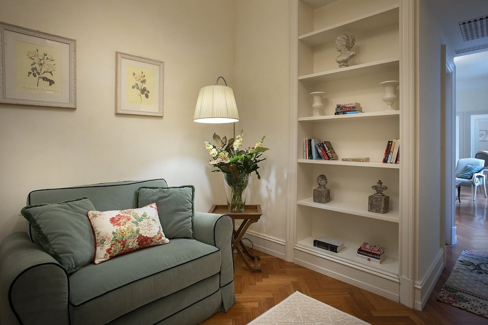 Family Apartment, 1 Bedroom, Garden View