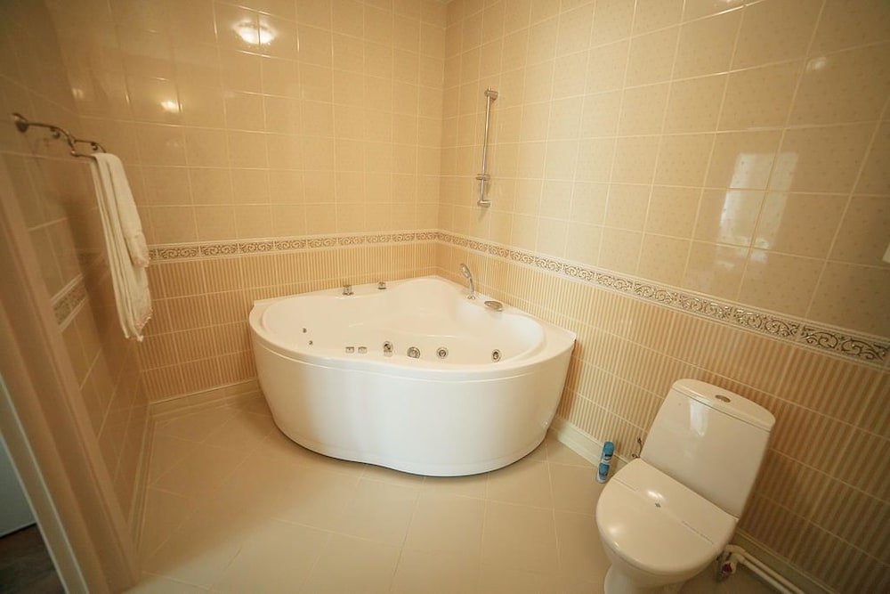 Comfort Suite photo 3