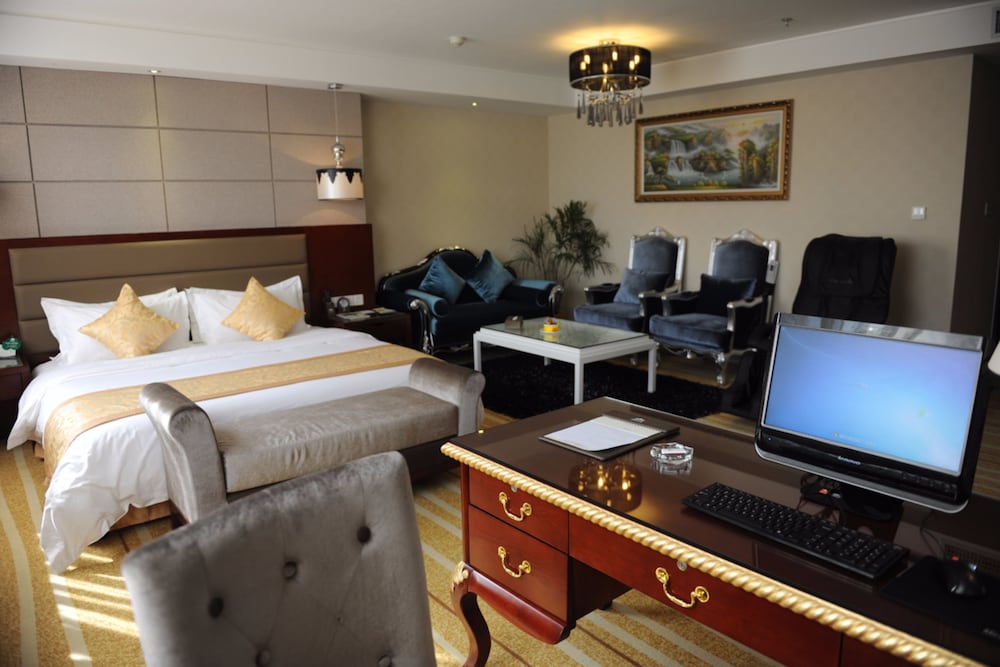 Deluxe Business Room (Main Building) photo 1