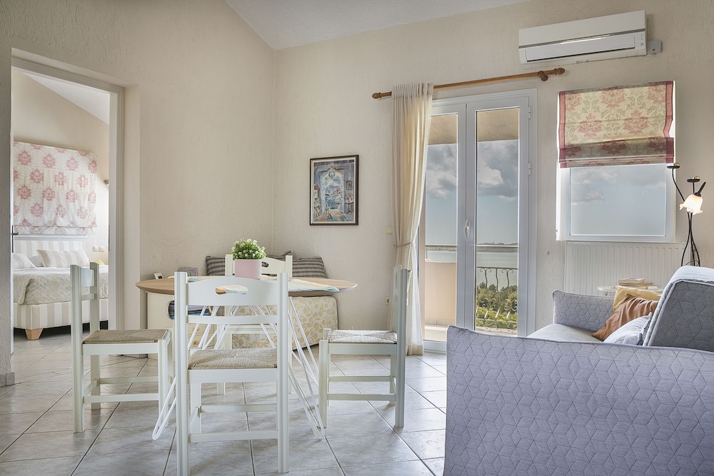 Comfort Apartment, 2 Bedrooms, Sea View