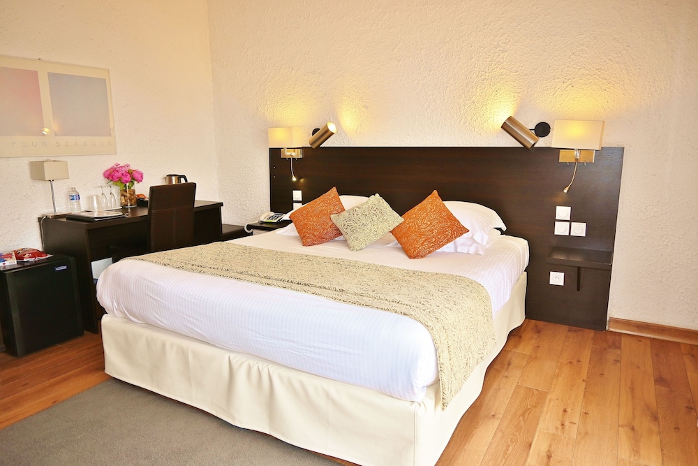 Junior Suite - Photo 1