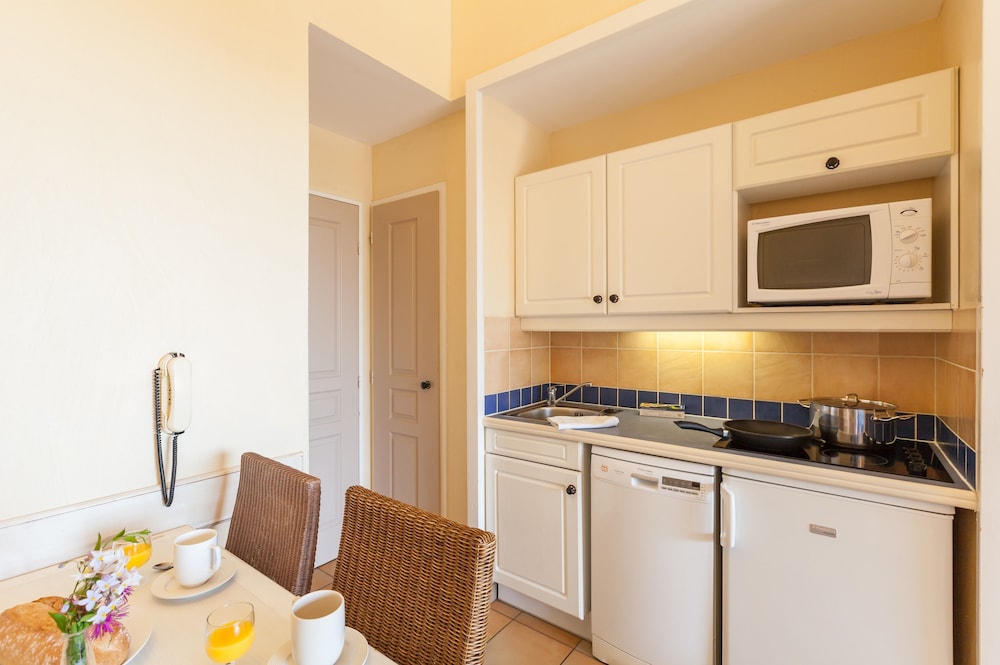Apartment 6 people - 1 bedroom + 1 sleeping alcove - Terrace photo 2