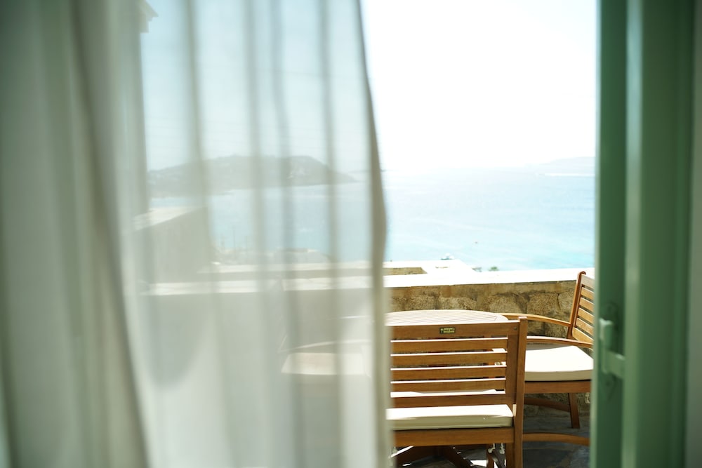 Comfort Studio Suite, 1 Double or 2 Twin Beds, Sea View photo 2