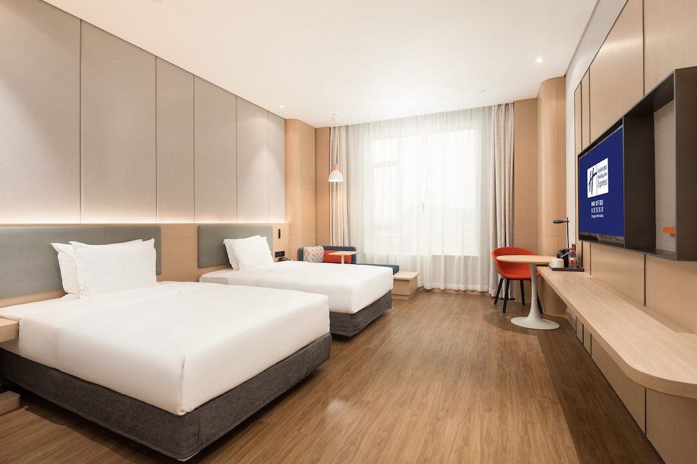 Standard Room, 2 Twin Beds (Extra Floor Space)