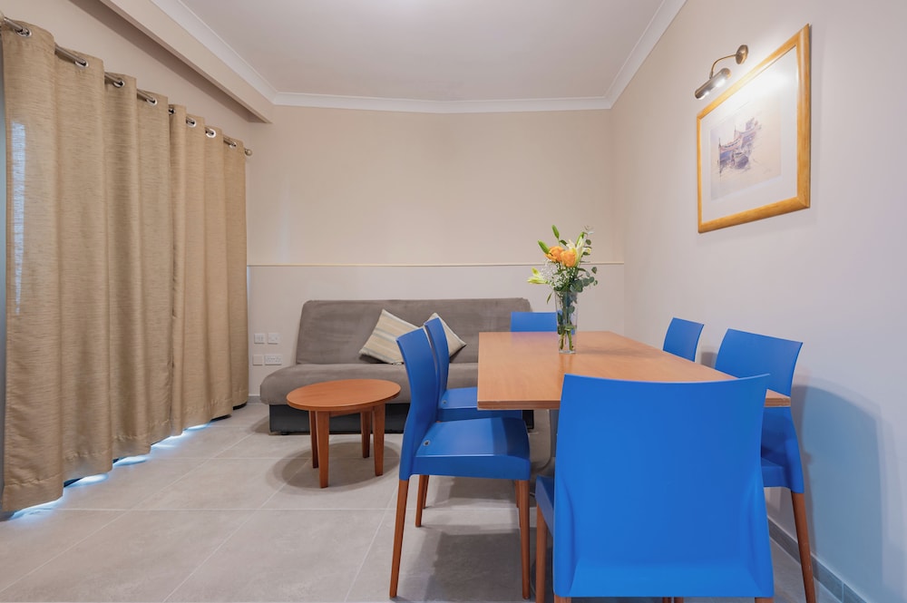 Standard Apartment, 2 Bedrooms, Balcony