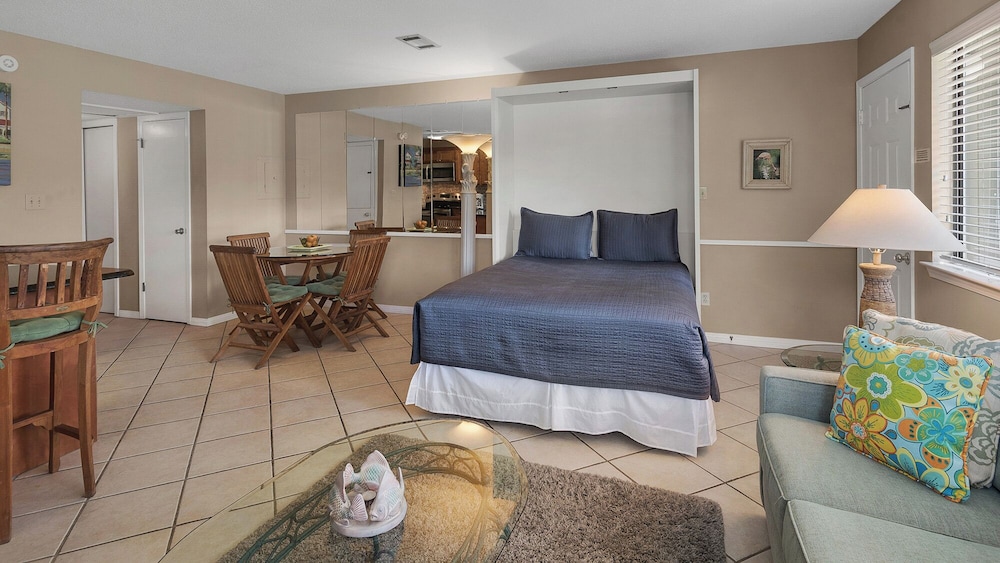 Condo, 1 Queen Bed with Sofa bed, Kitchen, Garden View (Hidden Beach 101 - No Pets Allowed) photo 1