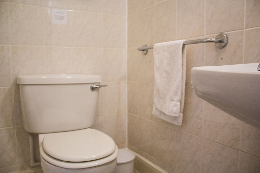 Standard Single Room, 1 Twin Bed, Ensuite photo 2