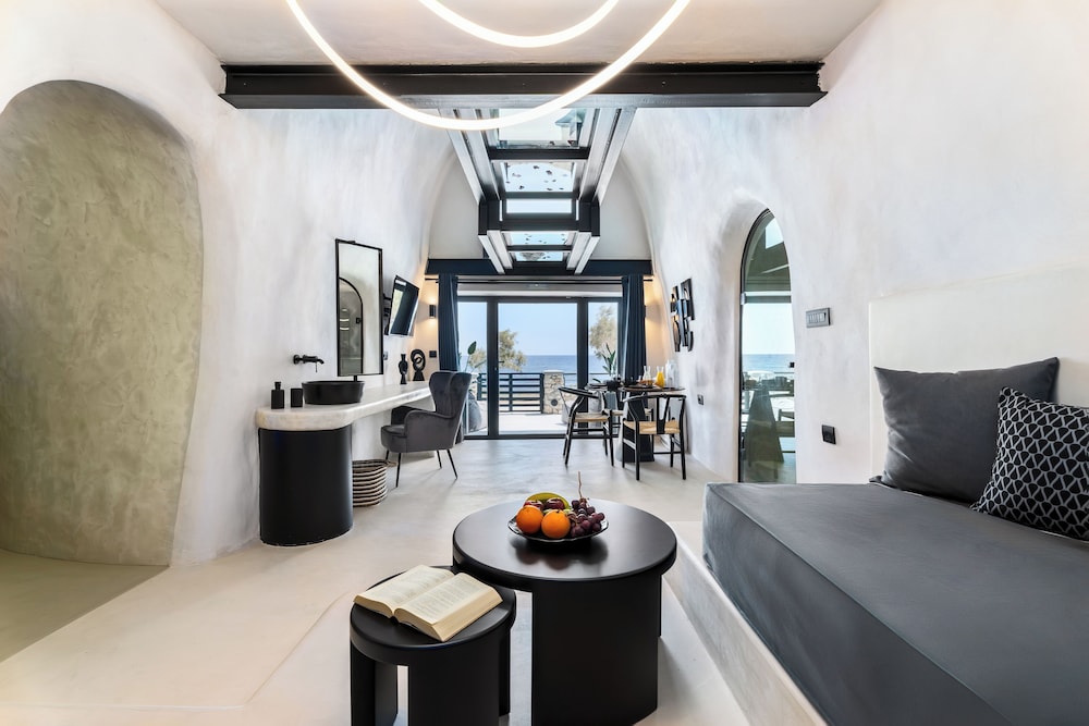 Luxury Suite, 1 Double Bed, Hot Tub, Sea View