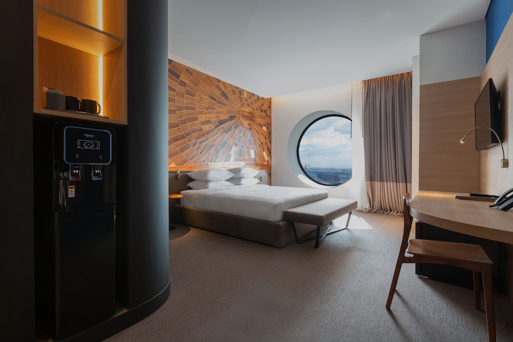 Deluxe Double Room, City View photo 1