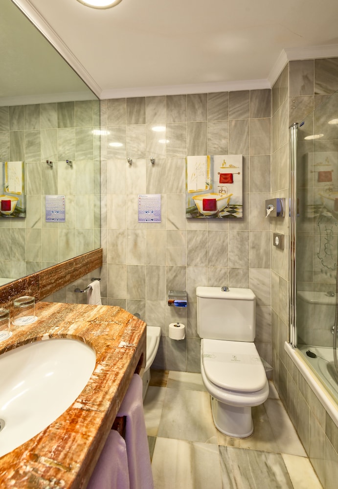Double Room, Balcony, Ocean View - Photo 11