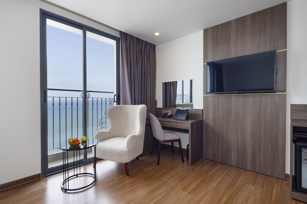 FAMILY OCEAN VIEW - Photo 5