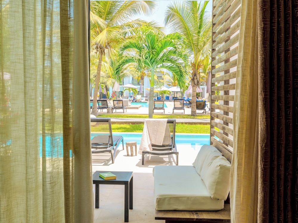 Premium Room, Private Pool, Pool View - Photo 8