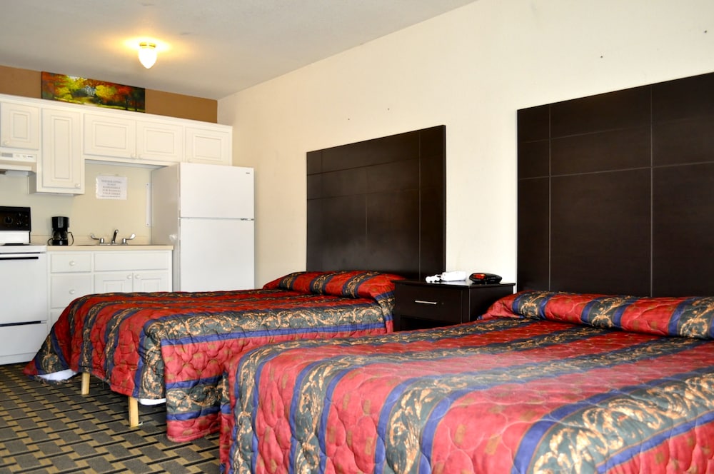 Studio Suite, 2 Double Beds, Smoking