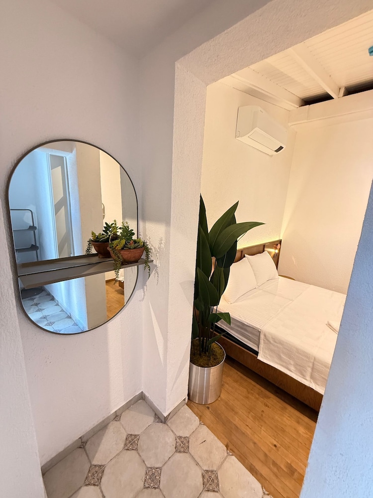 Room, 1 Double Bed, Smoking, Balcony photo 2