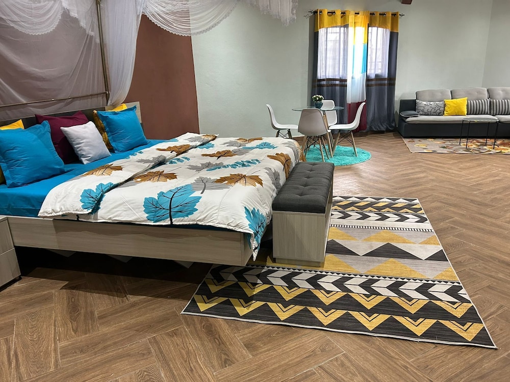 Design Quadruple Room
