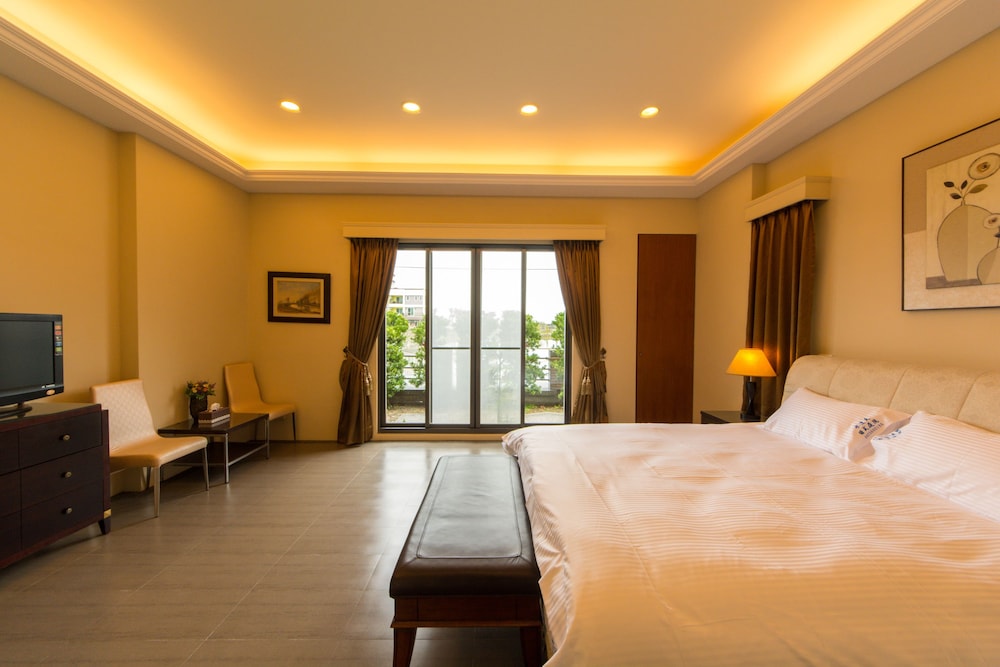 Comfort Double Room, 1 King Bed photo 3