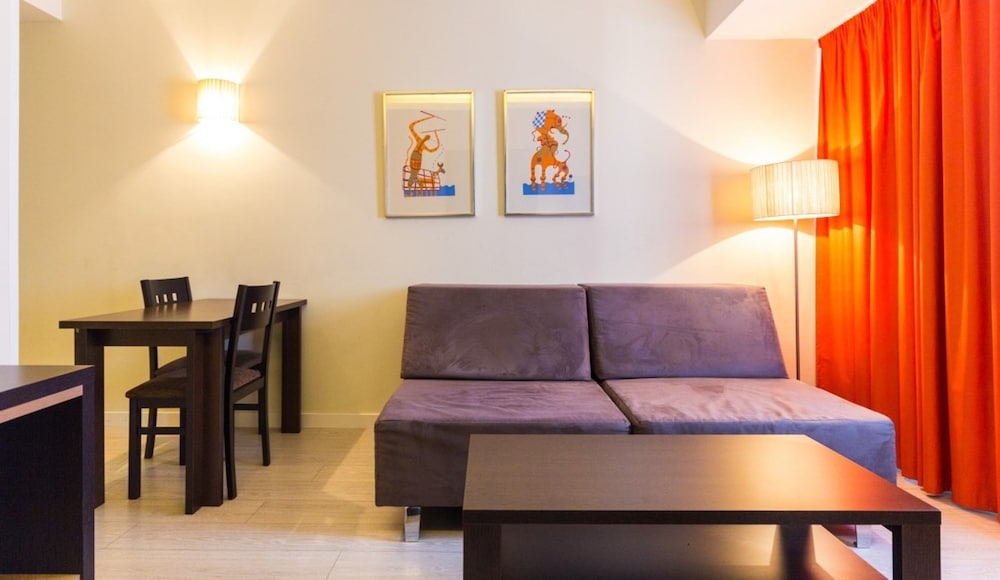 Apartment (1-4 people)