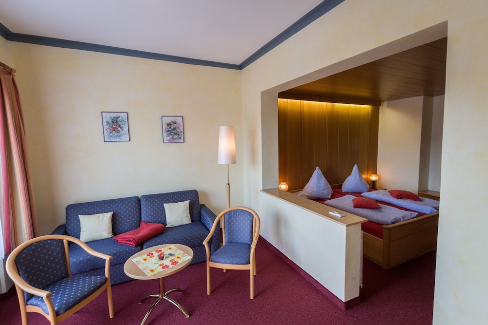 Deluxe Triple Room, Balcony photo 1