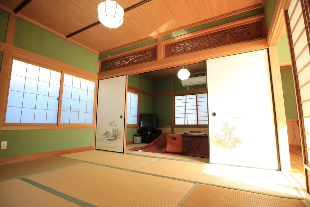 Japanese-Style Quadruple Room, Non Smoking photo 2