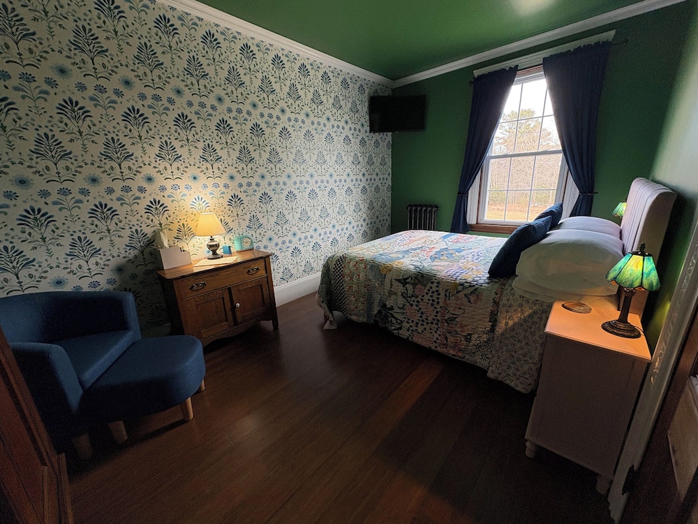 Room 4 photo 3