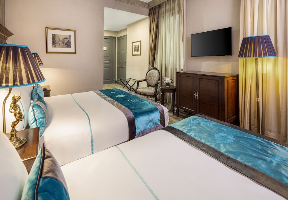 Economy Room