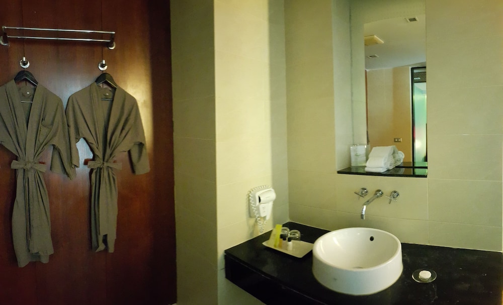 Deluxe Room (Deluxe Wing)