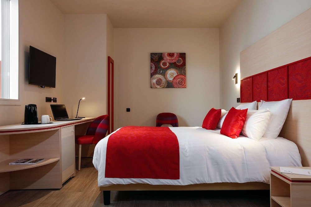 Classic Room, 1 Queen bed, Non Smoking Interior, (Twin bed on request) photo 2