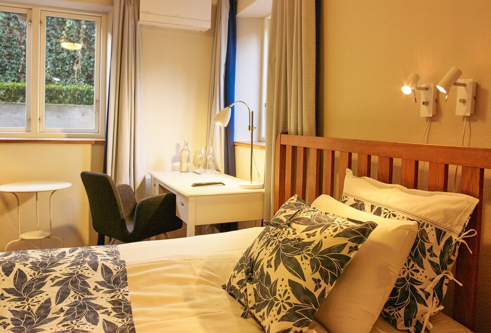 Room photo 2