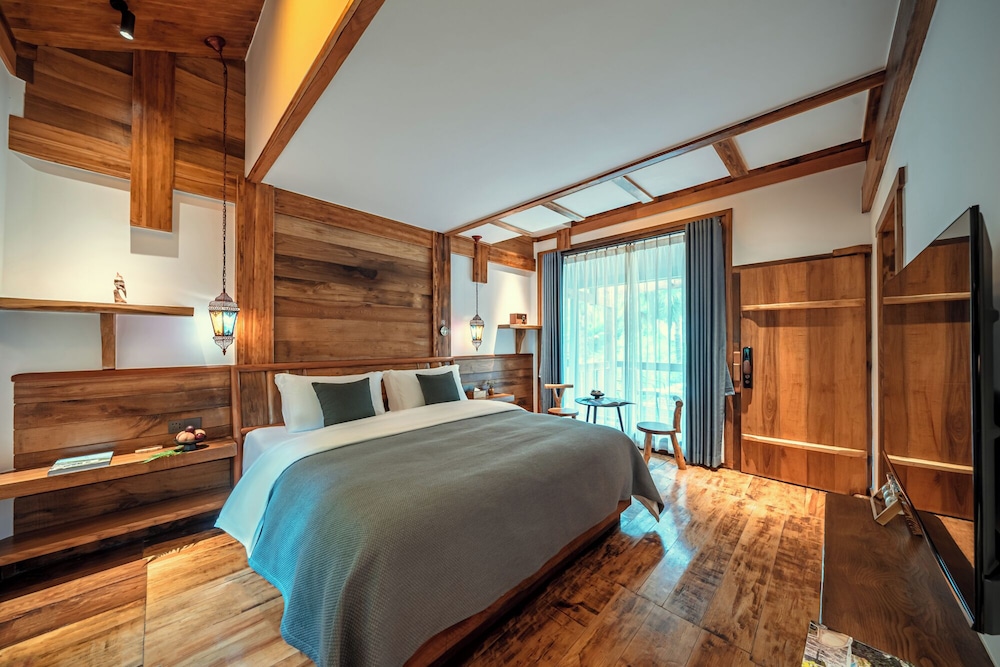 Comfort Double Room, Hill View photo 3