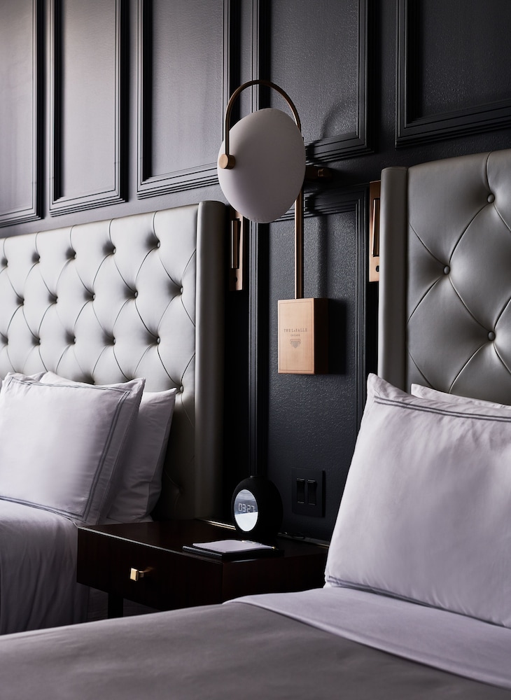 Deluxe Room, 2 Queen Beds