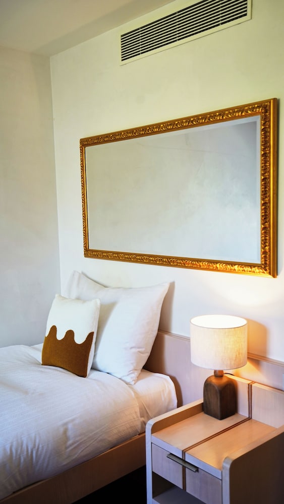 Classic Room - Photo 4