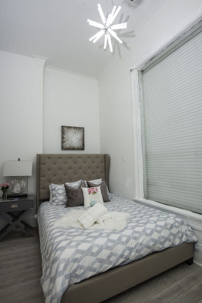 Best Location 7BR Next to FR Quarter! By YouRent, Foto 17