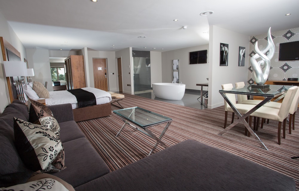 Contemporary Suite Double - Photo 2